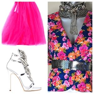 100% Silk Vibrant Bold Floral Print "Papell" Cropped Blouse Blazer